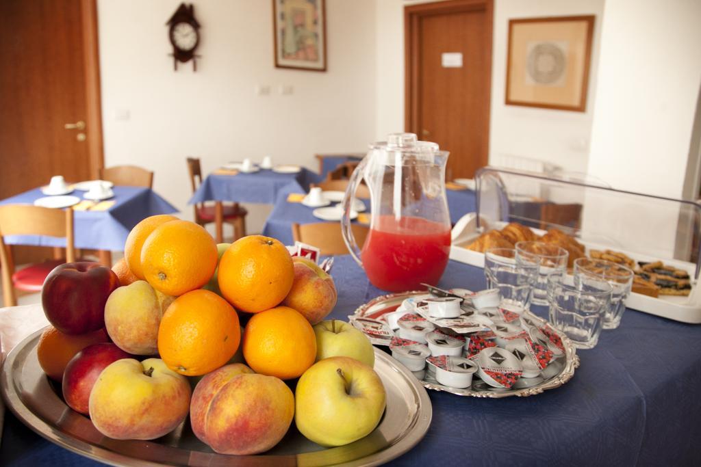 Hotel Dalmazia Флоренція Екстер'єр фото